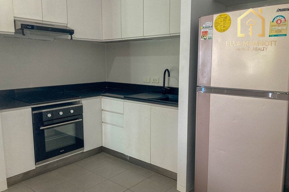 3-Bedroom Condo for Rent near BTS Thonglor 5