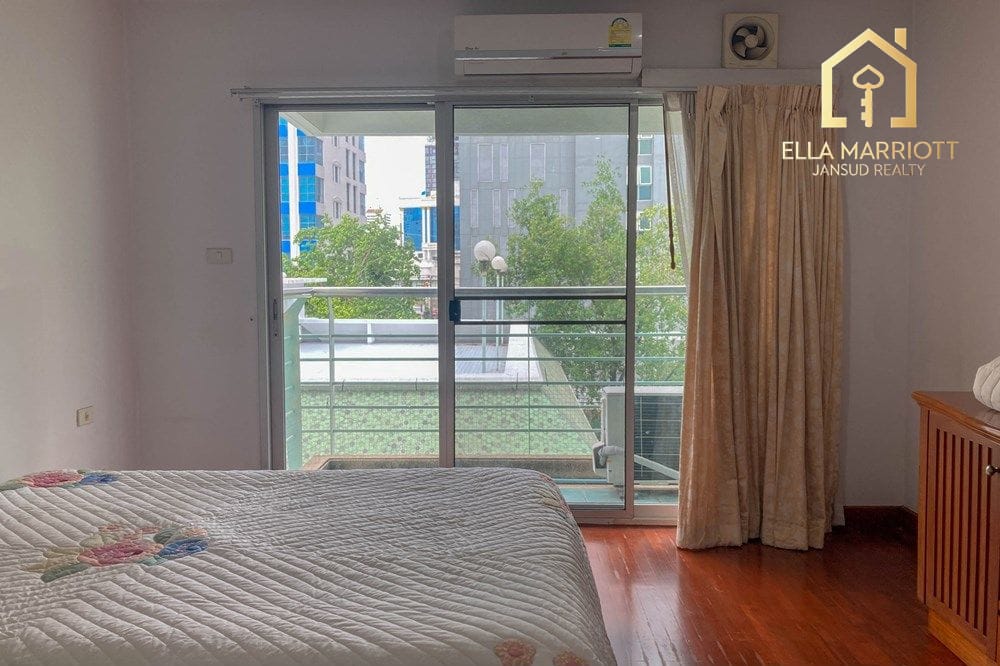 3-Bedroom Condo for Rent near BTS Thonglor 9