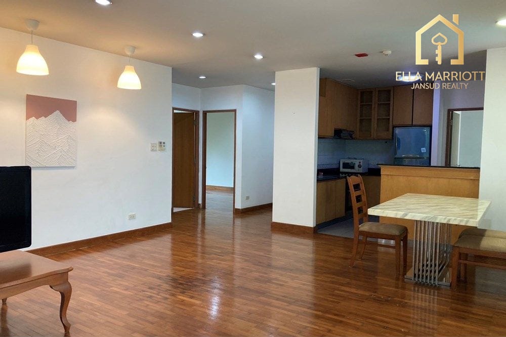 2-Bedroom Condo for Rent near BTS Thong Lo 4