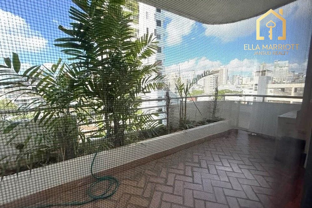 3-Bedroom Condo for Rent in Thonglor 15