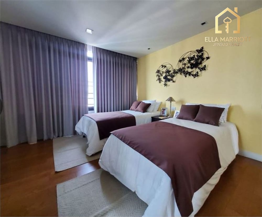 3BR Condo in Heart of Thonglor - Pet-Friendly Living at 80K (Negotiable) 9