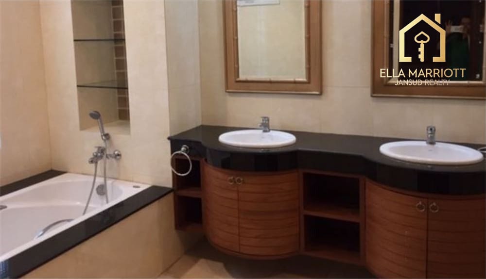 Single House Private Compound Sukhumvit 36 8