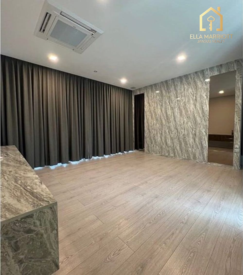 Discover Luxury Living in Bang Na 5