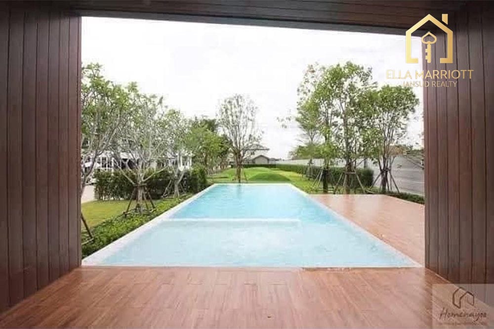 4-Bedroom Detached House at Lat Krabang Oasis with Sea Views 20