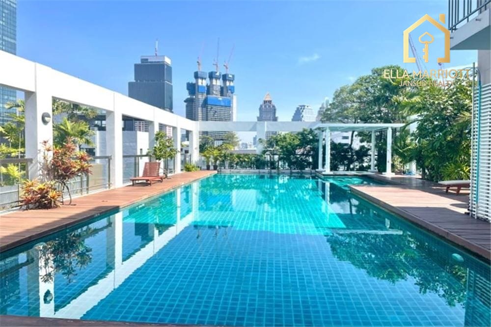 Pet-Friendly 2-Bedroom Condo for Rent in Sil 15