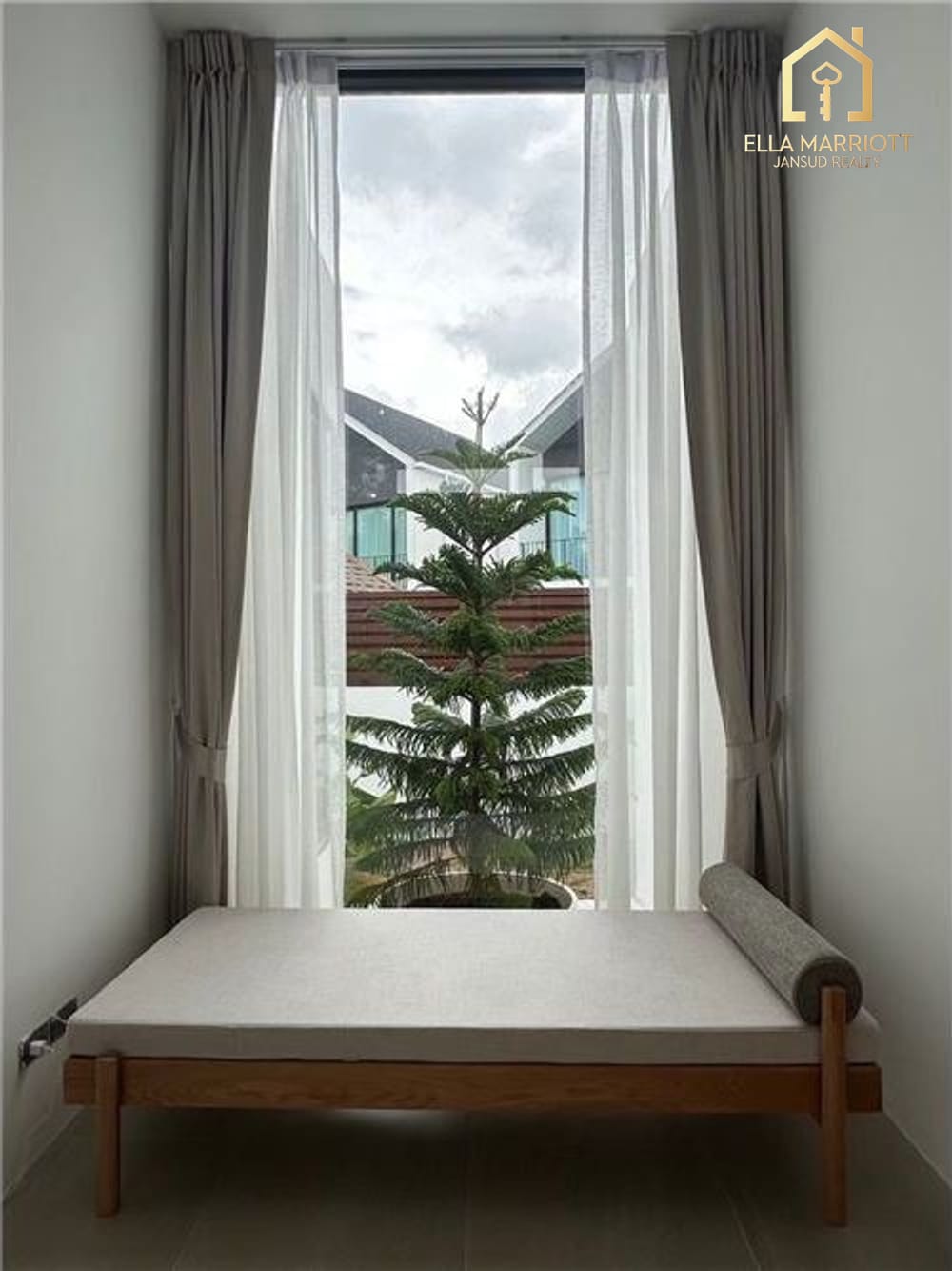 For Sale – Alexander Villa, Pasak Soi 8 12
