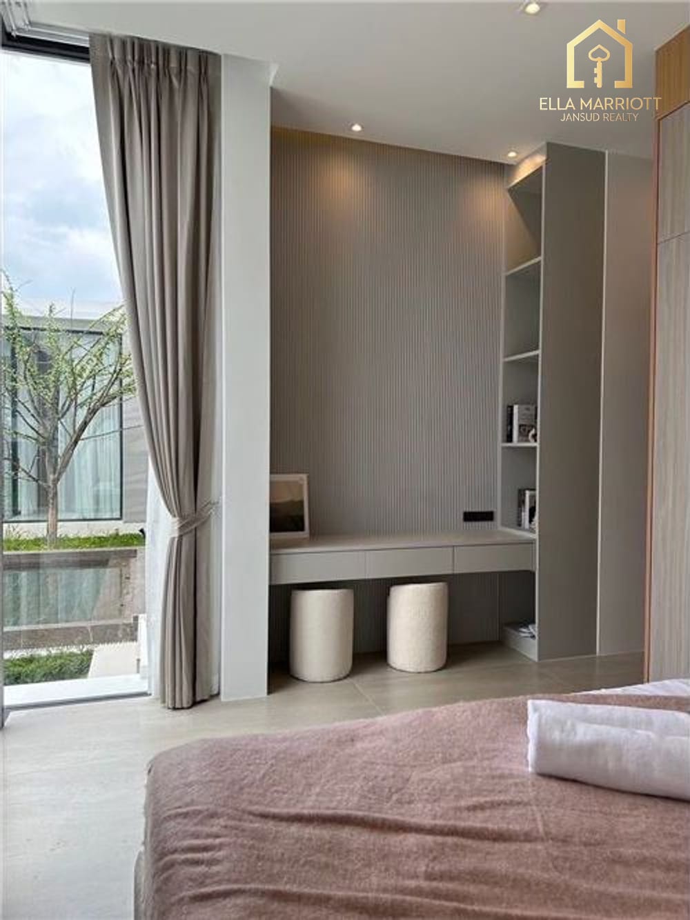 For Sale – Alexander Villa, Pasak Soi 8 13
