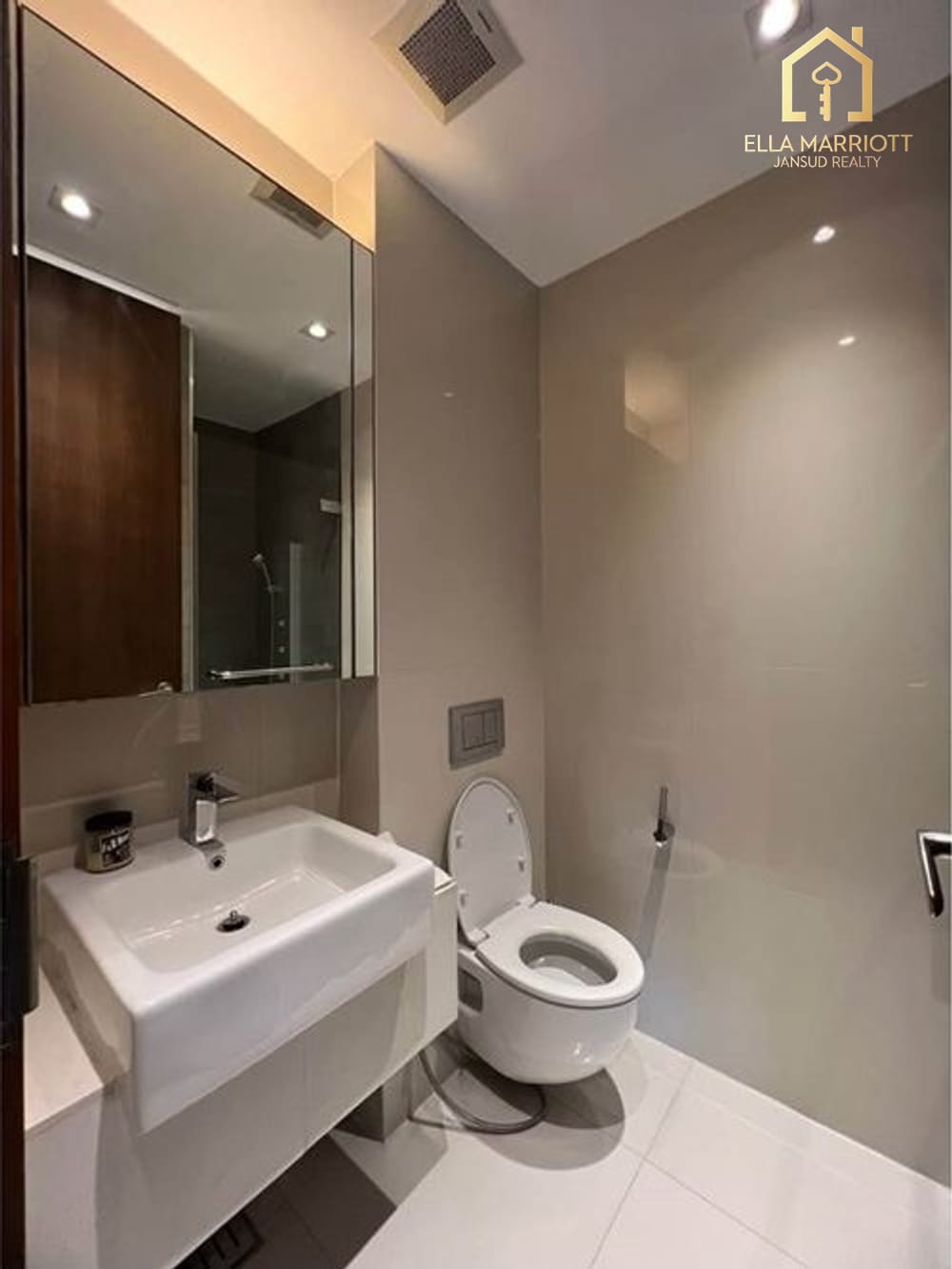 Rare 118sqm Pool Duplex in Ashton Morph 38, Just 7 Mins Walk to BTS Thong Lo 15