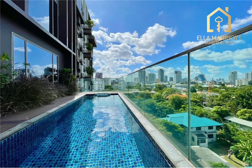 Rare 118sqm Pool Duplex in Ashton Morph 38, Just 7 Mins Walk to BTS Thong Lo 4