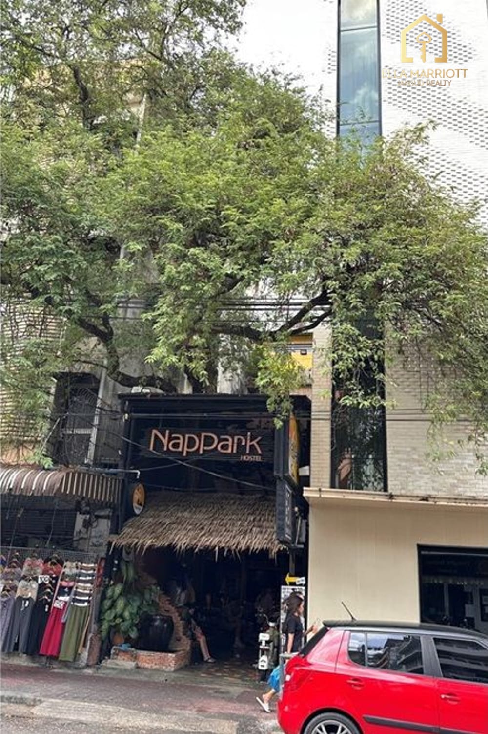 Prime Bangkok Hotel Investment in Trok Khao Sarn 4
