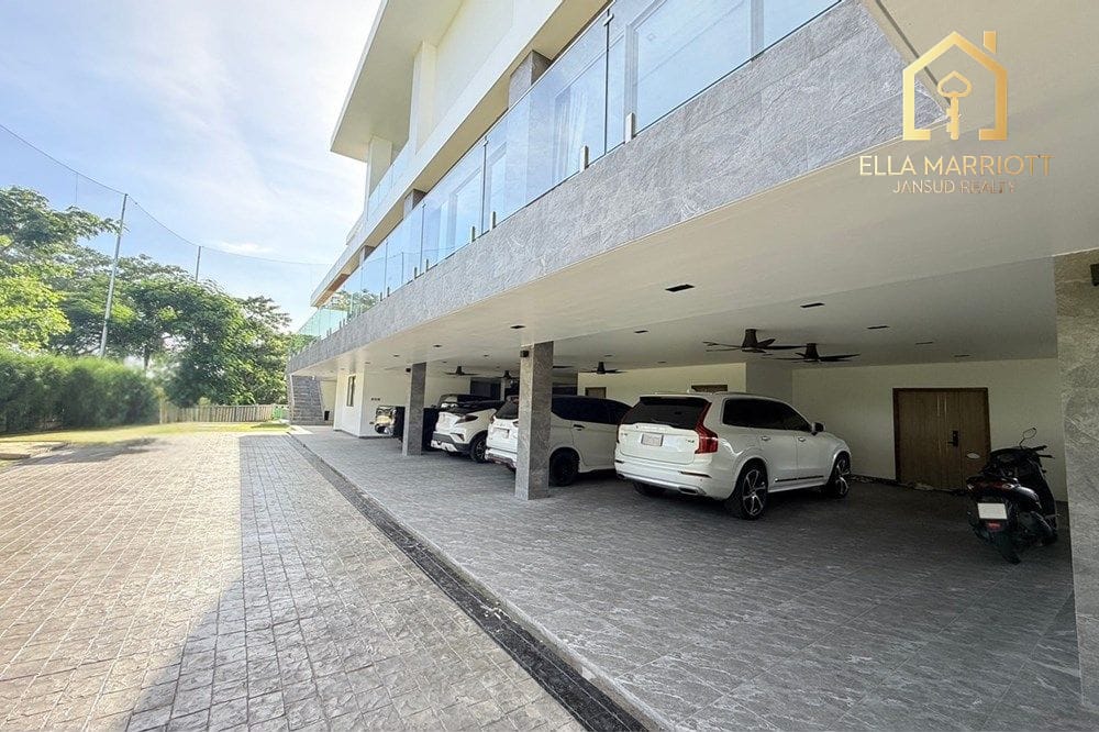 The RiverDale Residence Ultra Luxury Villa For Sale 39