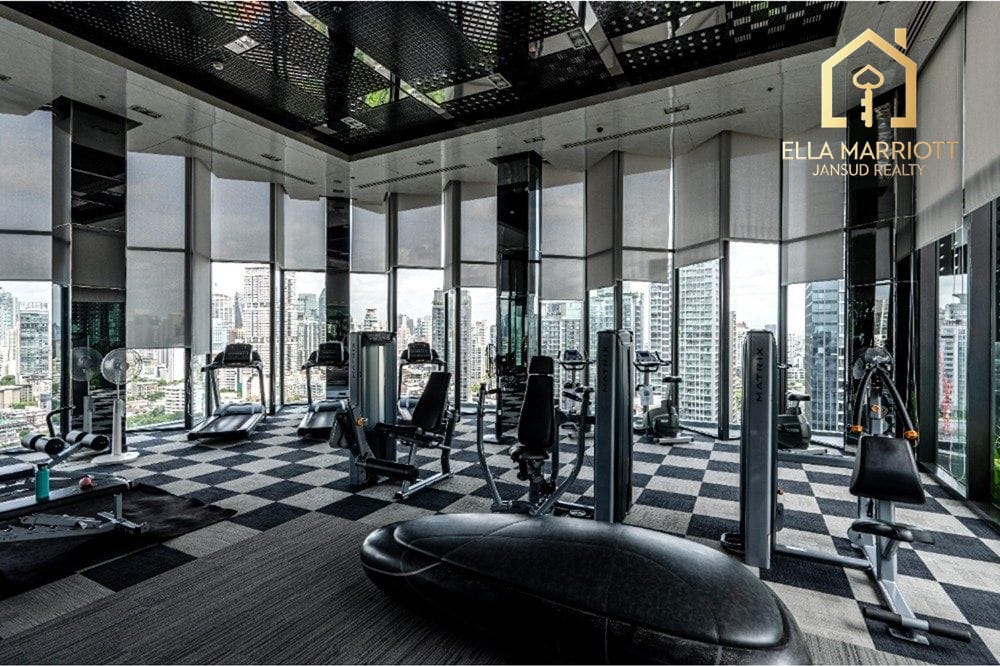 Luxury Condo in Heart of Bangkok - Ready Now! 14