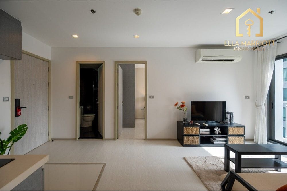 Luxury Condo in Heart of Bangkok - Ready Now! 5