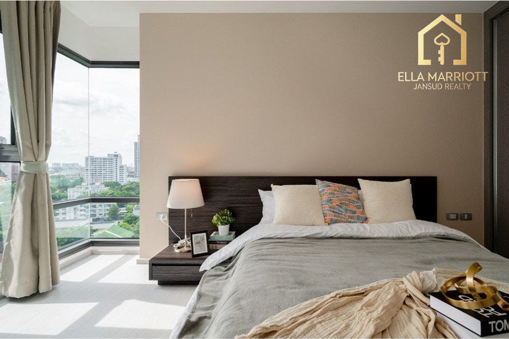 Luxury Condo in Heart of Bangkok - Ready Now! 8