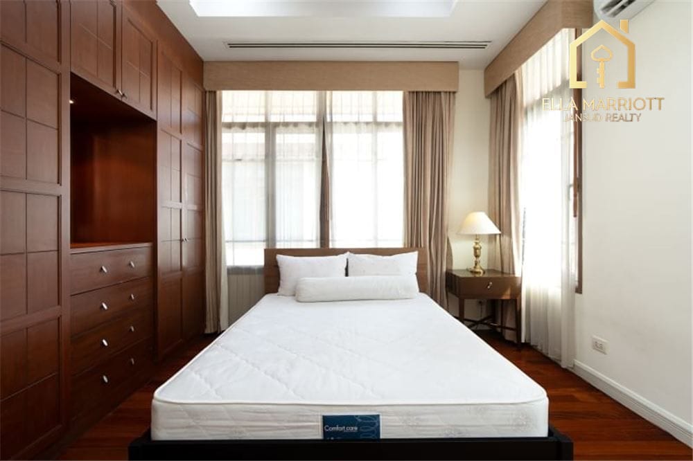 4-Bedroom Detached House for Rent at Baan Sansiri Sukhumvit 67 19