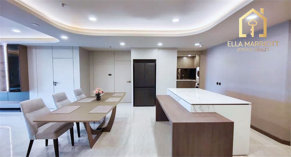 Neu renovierte, haustierfreundliche Doppelhaushälfte zum Verkauf in Crystal Garden 5