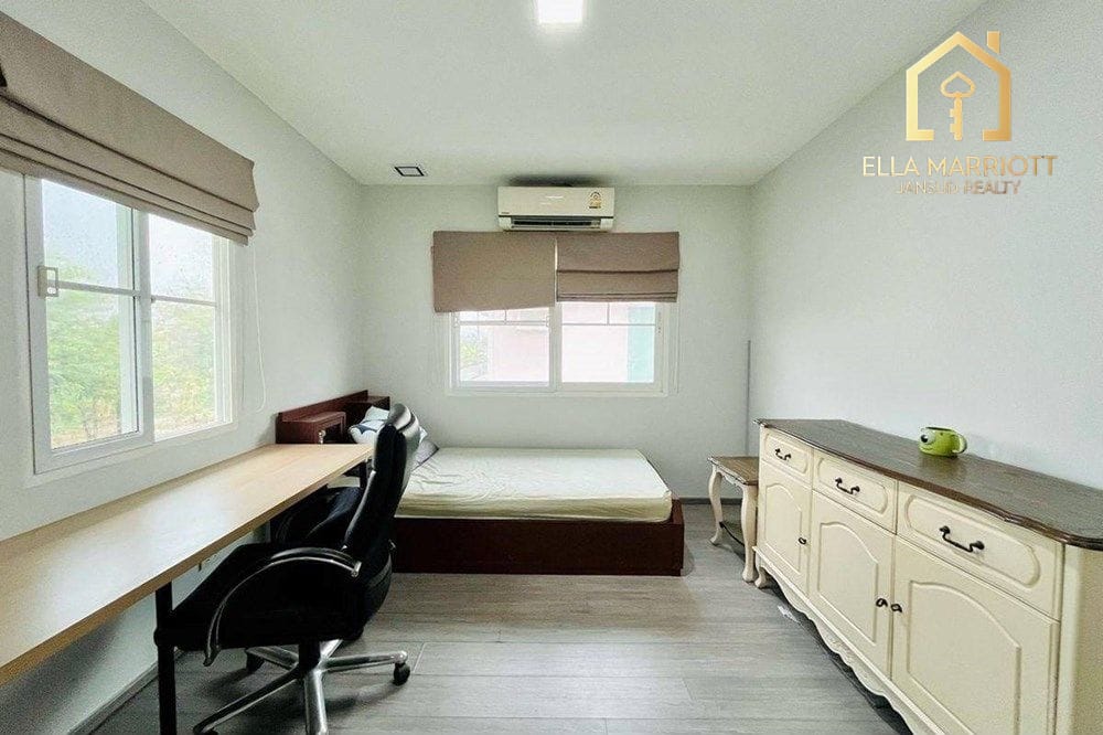 3-Schlafzimmer-Einfamilienhaus zu vermieten in Chaiyapruk Phase 2, Bangna Km.7 11