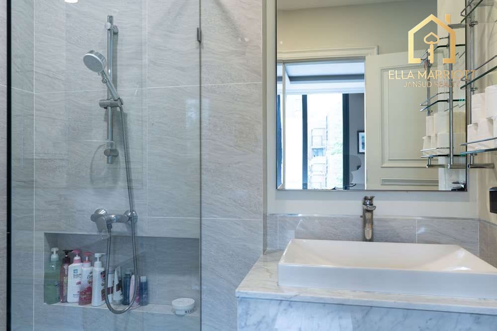 Buy 130MB | Ultra-Luxe 4BR Townhouse | Pool & Lift | Sukhumvit 49 23