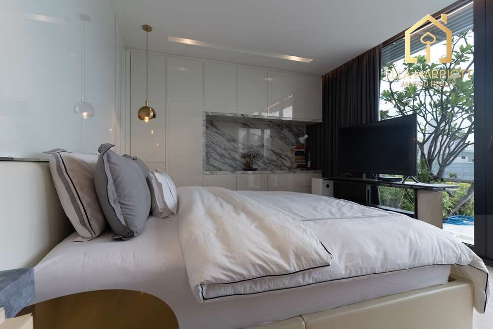 Buy 130MB | Ultra-Luxe 4BR Townhouse | Pool & Lift | Sukhumvit 49 29