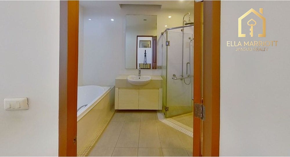 2-Bedroom Condo at Siri Residence — 6 min walk to BTS Phrom Phong 4