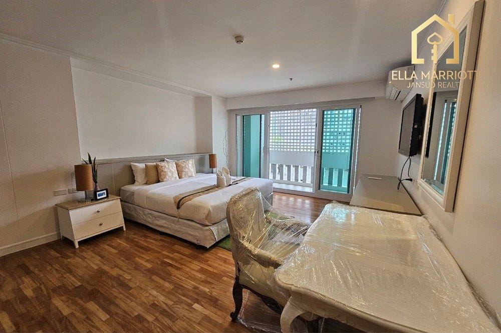 Rent 130K | 315sqm 3BR 4BA+Maid | Pet-Friendly | 4 Min BTS Asok 7