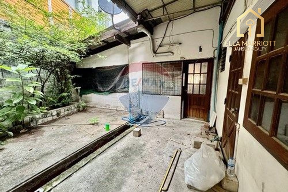 ขาย 4 ห้องนอน 3 ห้องน้ำ บ้าน ใน สุขุมวิท, กรุงเทพฯ 16