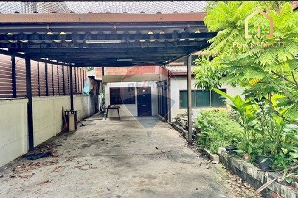 ขาย 4 ห้องนอน 3 ห้องน้ำ บ้าน ใน สุขุมวิท, กรุงเทพฯ 2