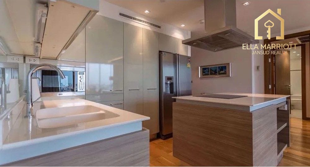 2-Bedroom Condo at Le Monaco Residence Ari — 16 min walk to BTS Saphan Khwai 7