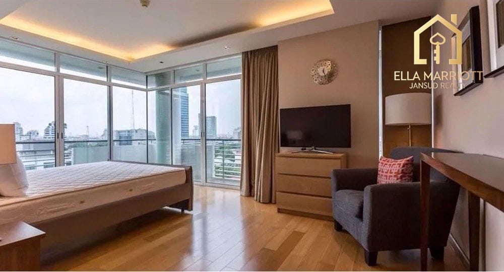 2-Bedroom Condo at Le Monaco Residence Ari — 16 min walk to BTS Saphan Khwai 9