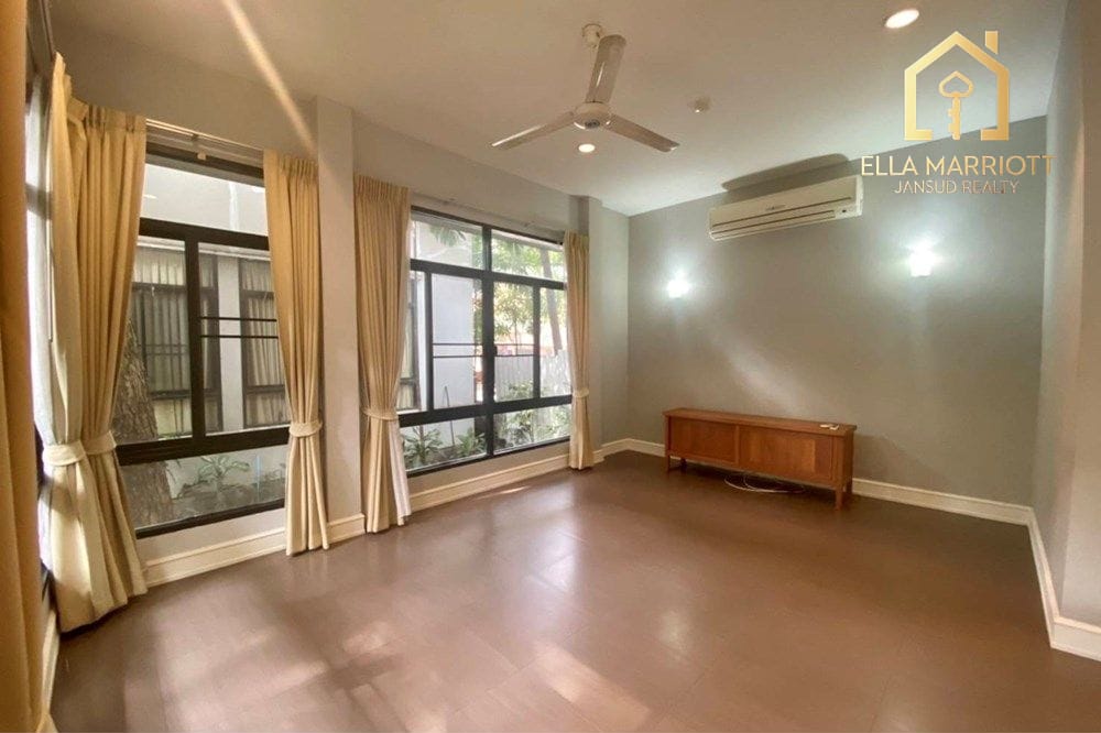 Thonglor Private Compound | 350sqm 4BR | Pet Friendly | Shared Pool 2