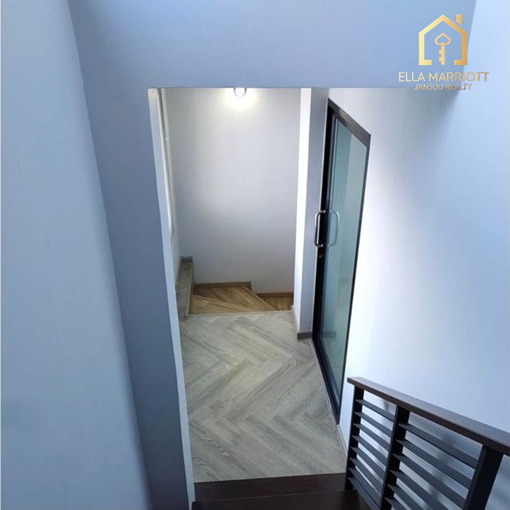 For Rent | Modern 5-Storey Home Office in The Pride Sukhumvit 77 11
