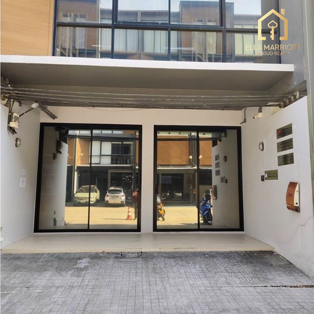 For Rent | Modern 5-Storey Home Office in The Pride Sukhumvit 77 2