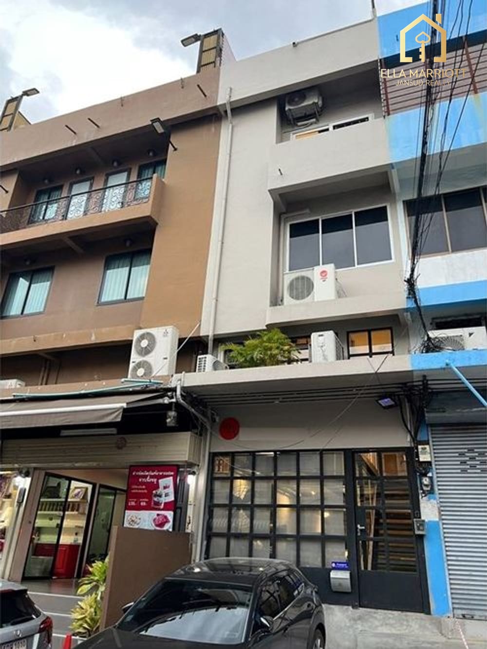 For Sale Renovated 5-Storey Shophouse near BTS Onnut 1