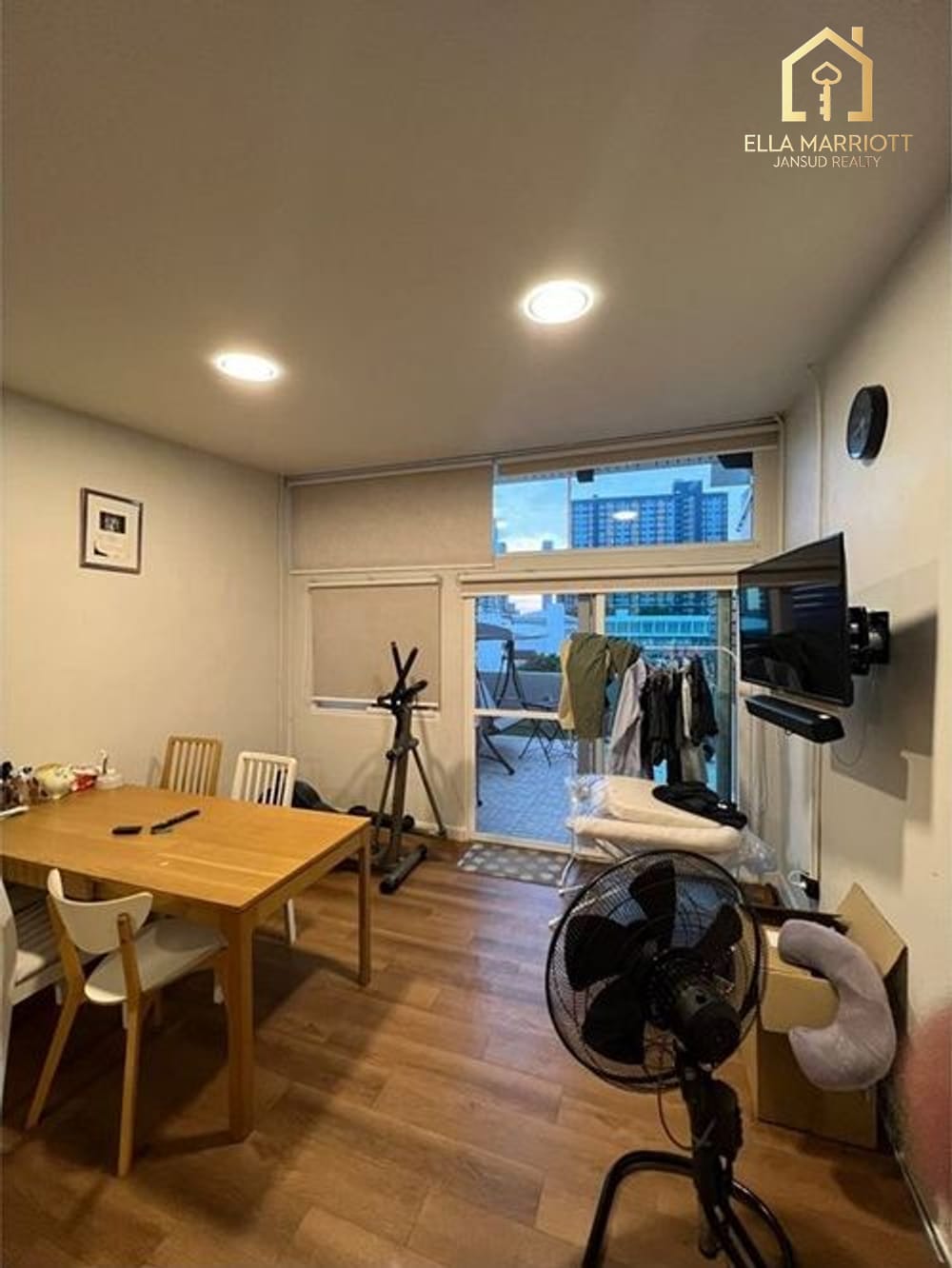 For Sale Renovated 5-Storey Shophouse near BTS Onnut 10