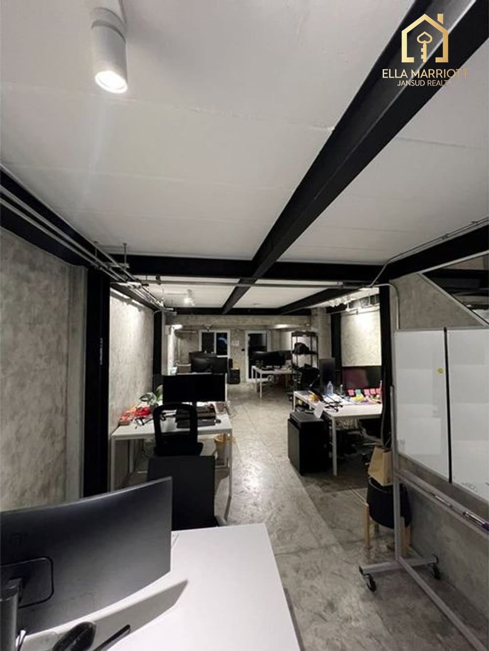 For Sale Renovated 5-Storey Shophouse near BTS Onnut 12