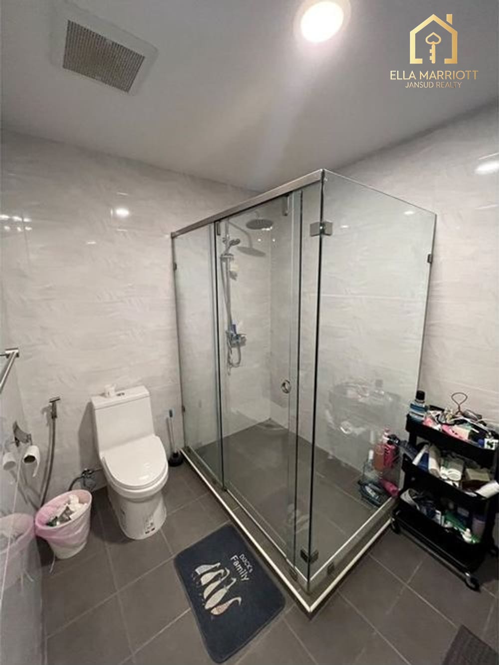 For Sale Renovated 5-Storey Shophouse near BTS Onnut 17