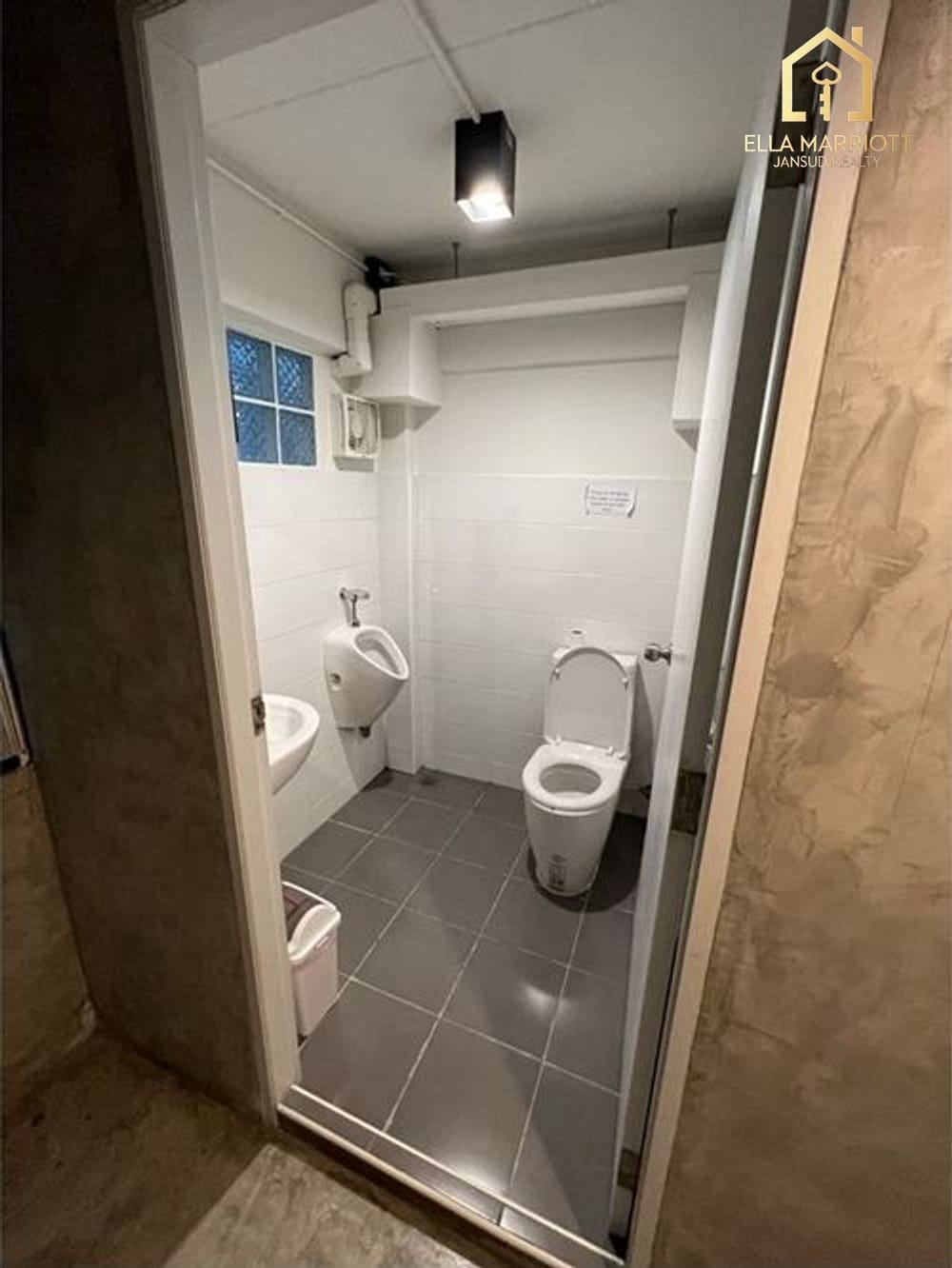 For Sale Renovated 5-Storey Shophouse near BTS Onnut 4