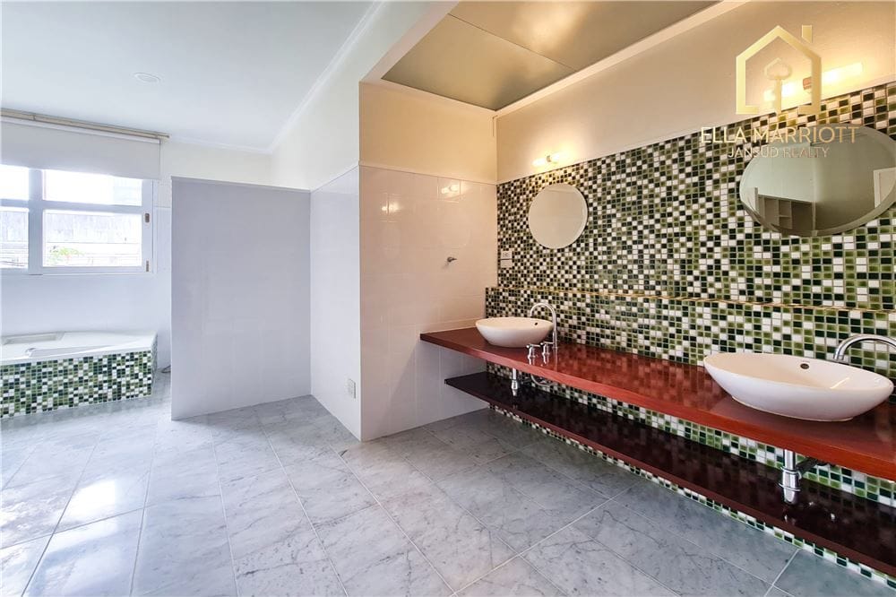 Zu vermieten | Einfamilienhaus mit privatem Pool in der Gegend Sukhumvit-Thonglor 28