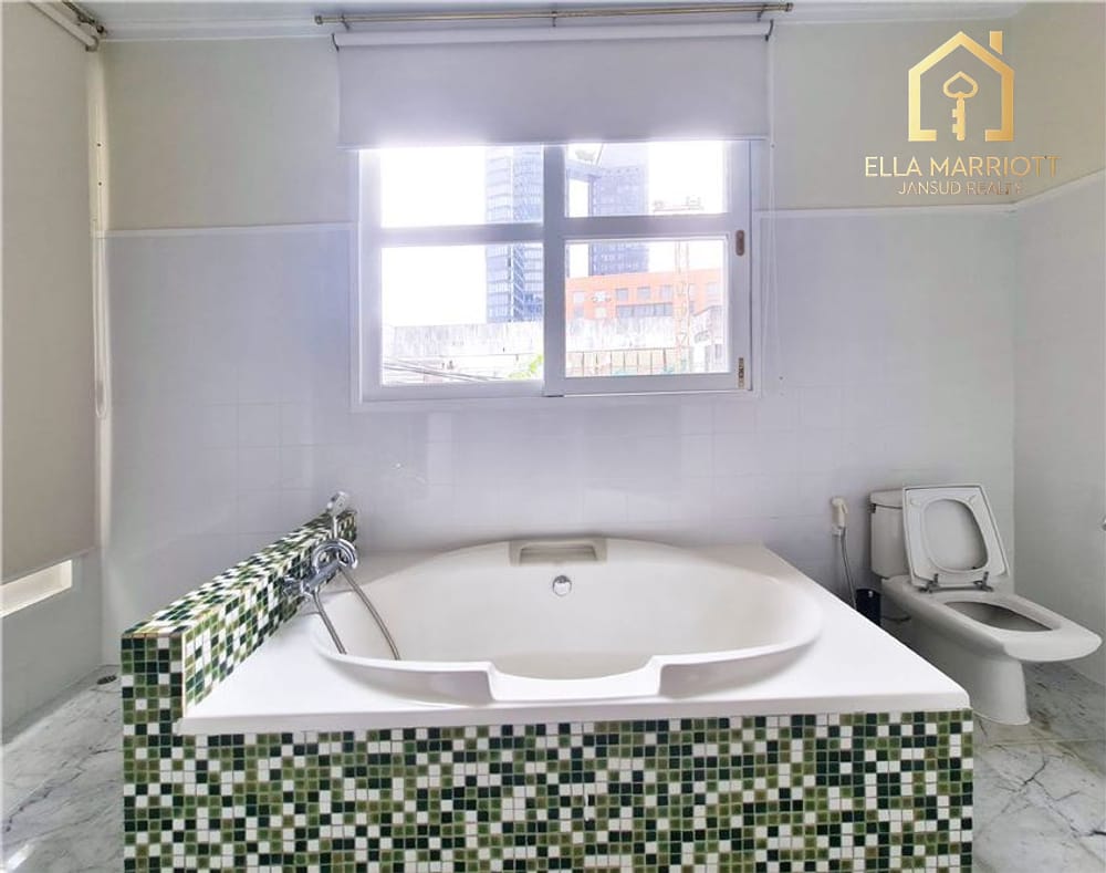 Zu vermieten | Einfamilienhaus mit privatem Pool in der Gegend Sukhumvit-Thonglor 30