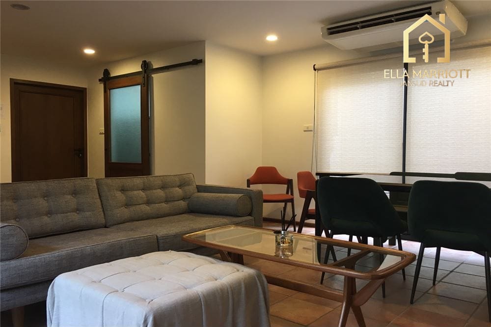 3-Storey 4BR Townhouse for Rent at Phrom Phong Loop - Company Registration Available 3