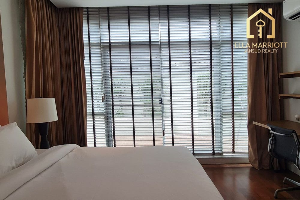 For Rent: Pet-Friendly 2-Bedroom Apartment with Private Garden 11