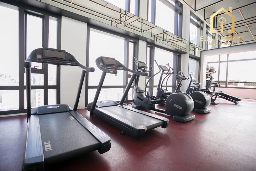 2-Bedroom Condo at MUNIQ Sukhumvit 23 — 4 min walk to MRT 21