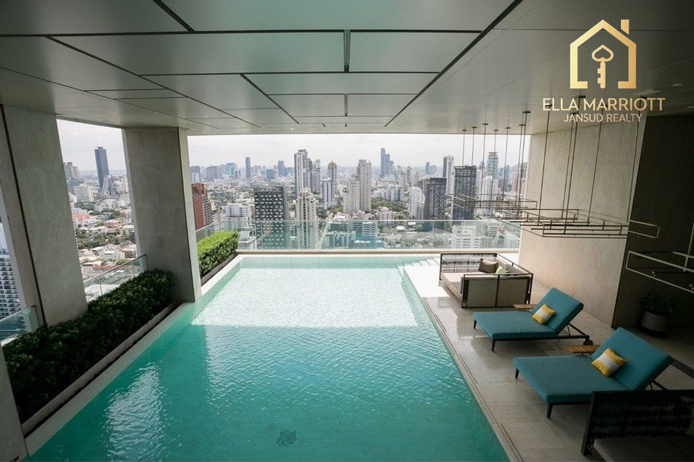 2-Bedroom Condo at MUNIQ Sukhumvit 23 — 4 min walk to MRT 24