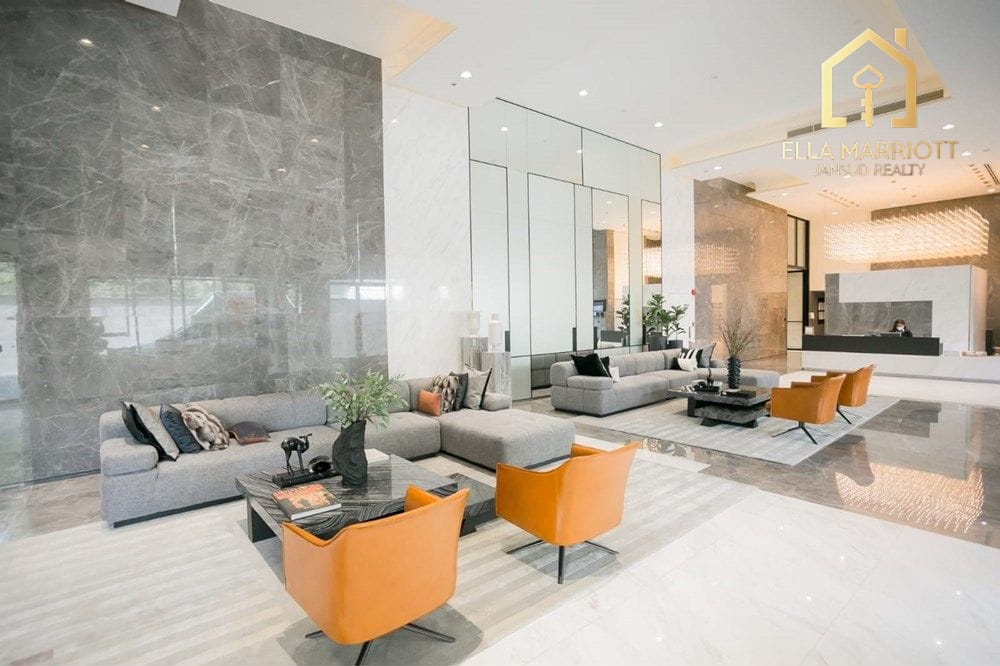2-Bedroom Condo at MUNIQ Sukhumvit 23 — 4 min walk to MRT 22