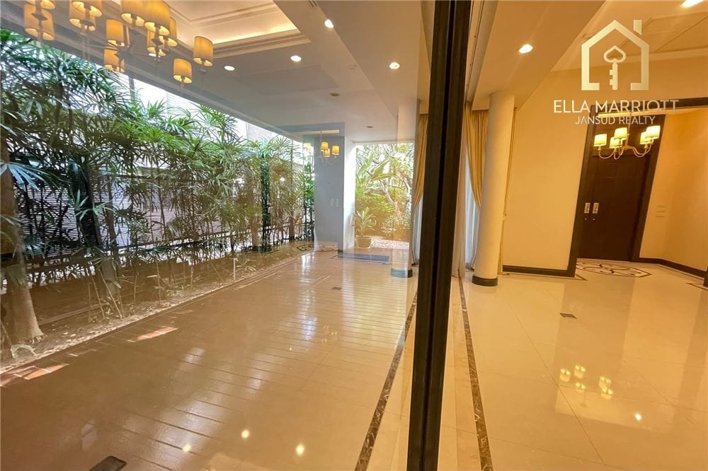 เช่า 5 ห้องนอน 5 ห้องน้ำ บ้าน ใน สุขุมวิท, กรุงเทพฯ 12