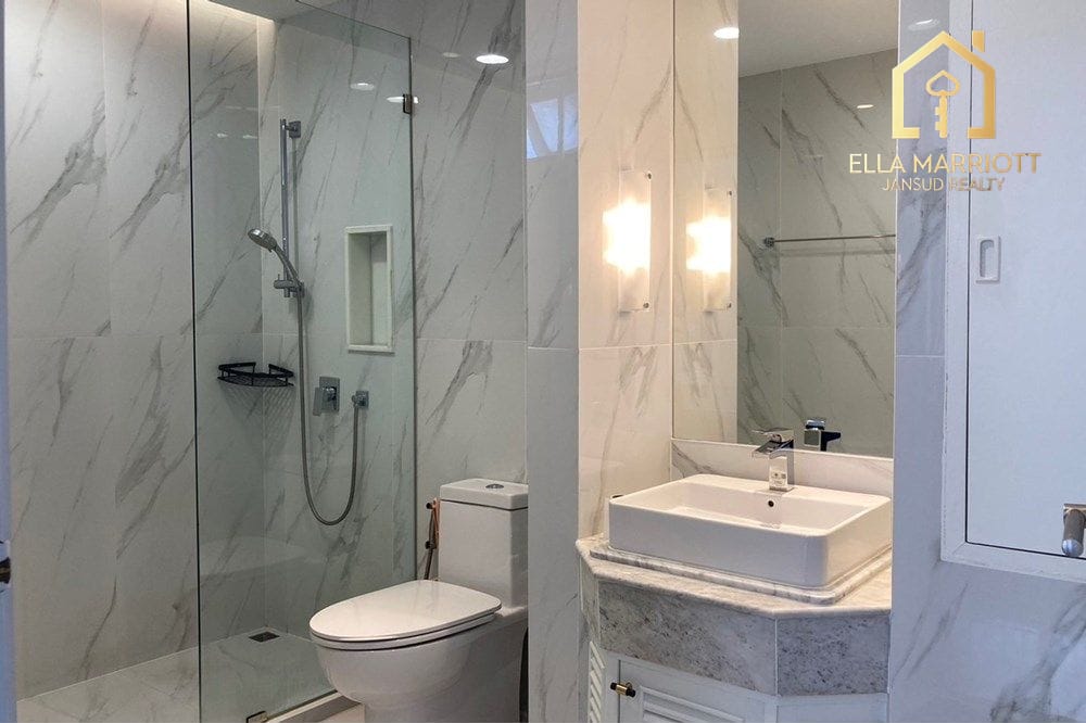 3-Bedroom Condo at Rare 260sqm Low-Rise Luxury in Sukhumvit 49 10