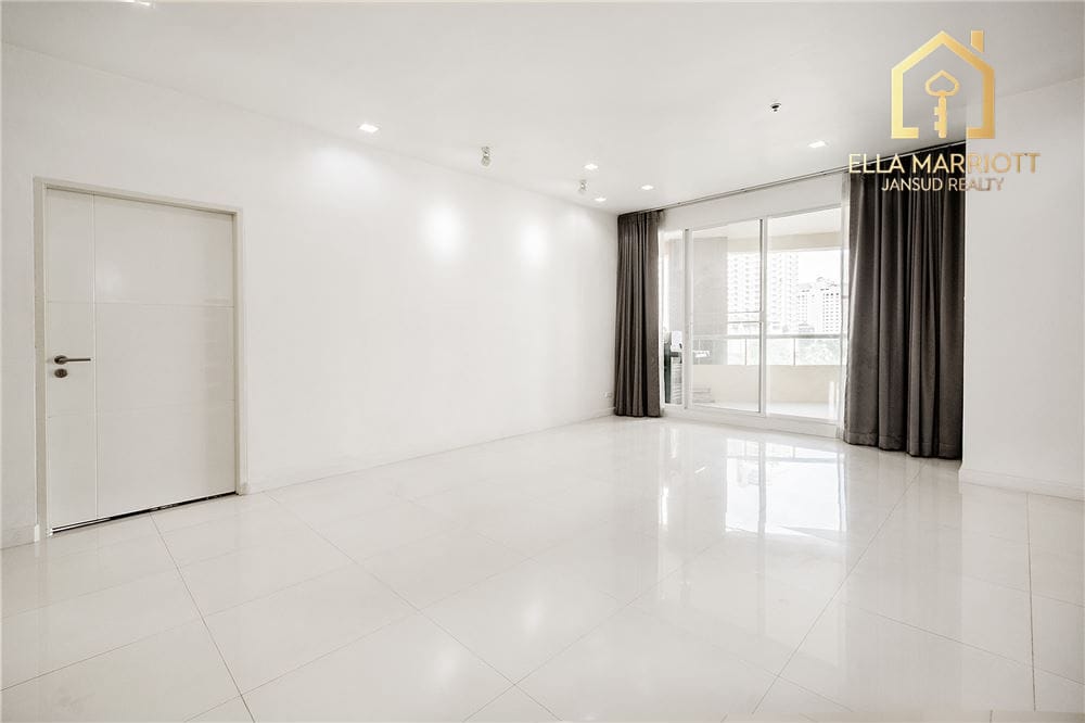 Penthouse | Sukhumvit City Resort (Soi 11) | 4BR with Tenant | 40 MB 12
