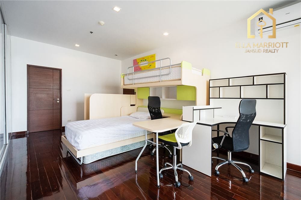 Penthouse | Sukhumvit City Resort (Soi 11) | 4BR with Tenant | 40 MB 13