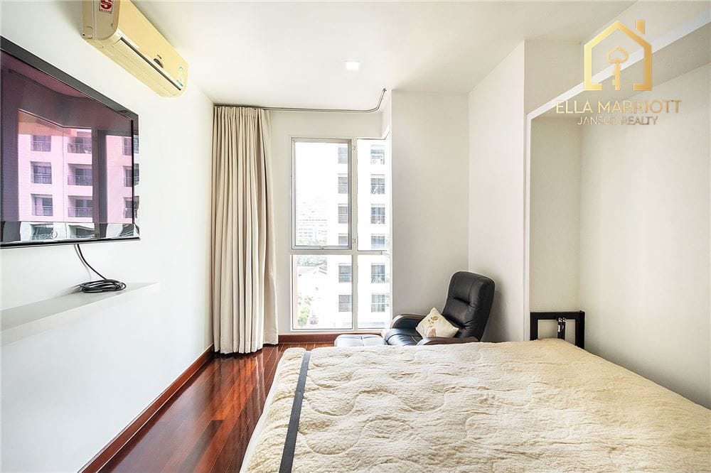 Penthouse | Sukhumvit City Resort (Soi 11) | 4BR with Tenant | 40 MB 24