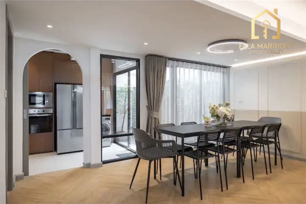 3-Schlafzimmer-Reihenhaus in Ekkamai zu verkaufen, vermietet 31